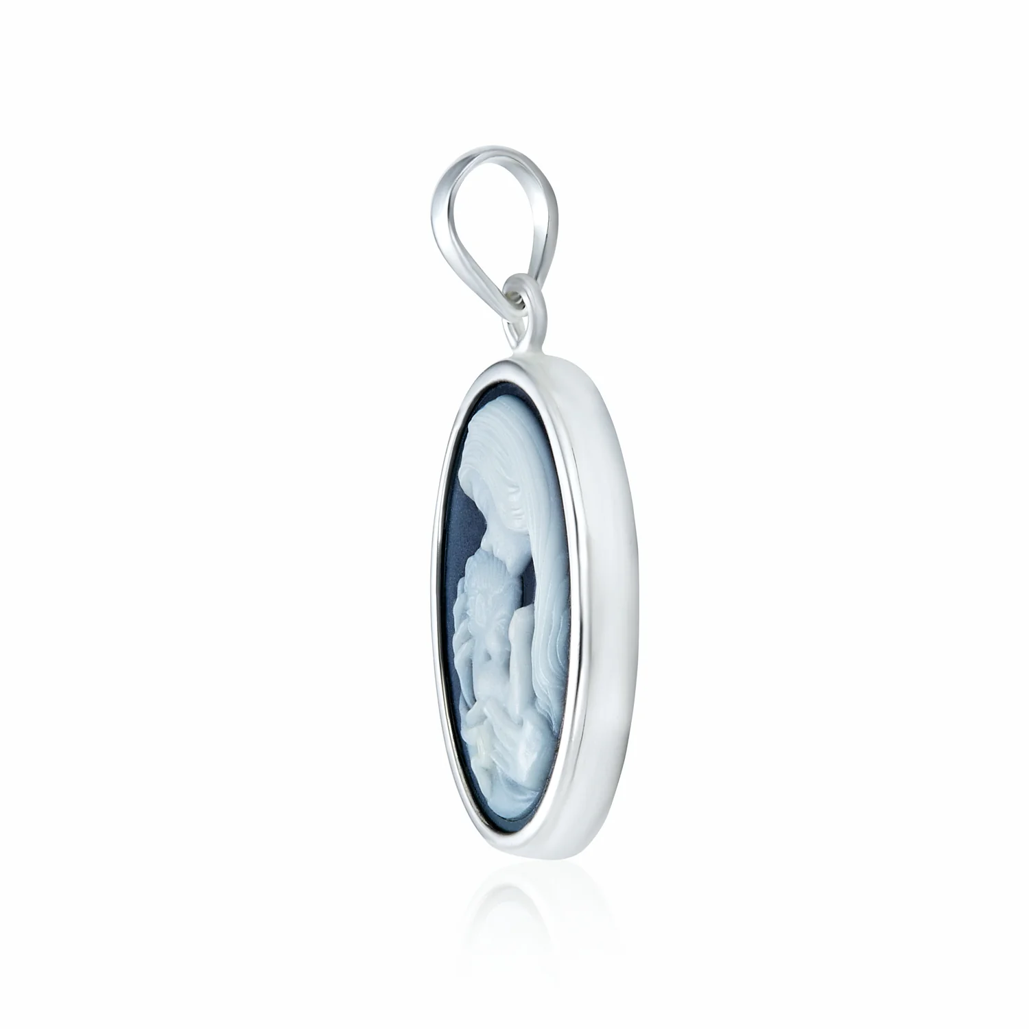 Classic Vintage Style Blue Black White Cameo Pendant Necklace in Sterling Silver - Image 4