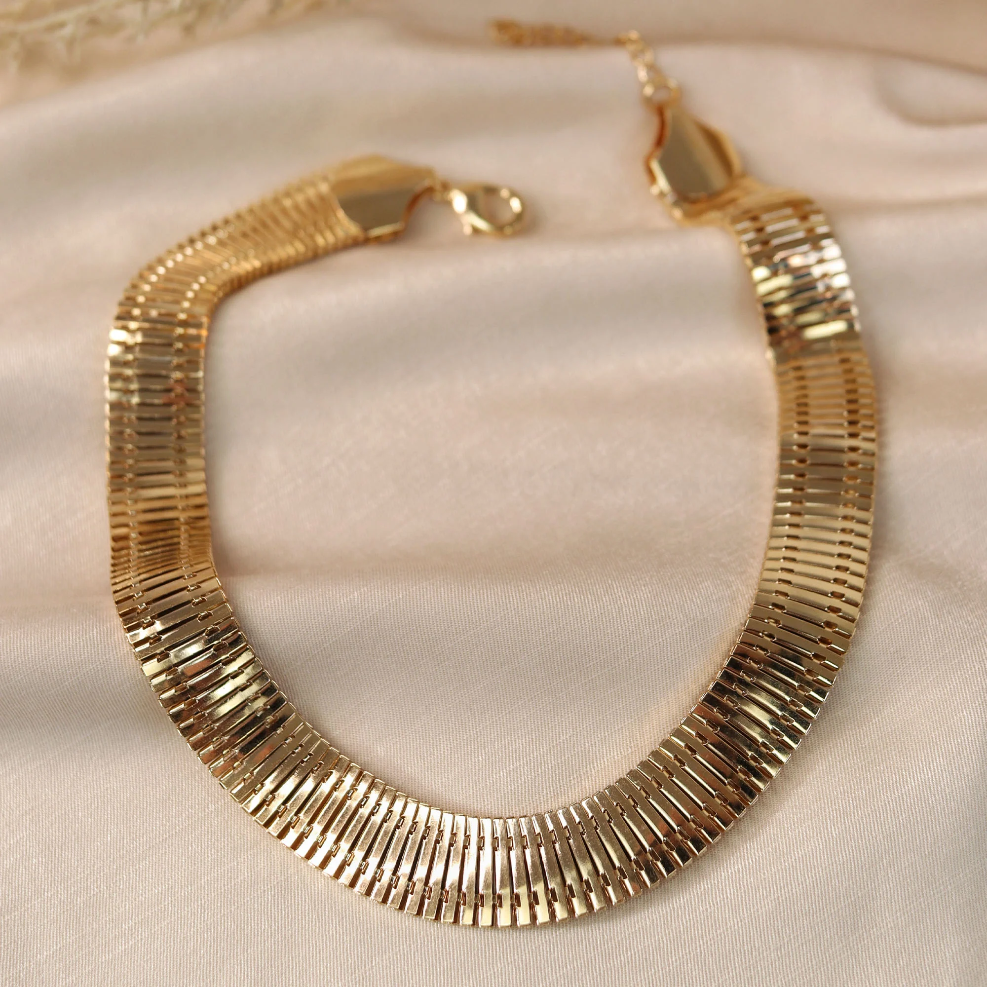 Flexible Contoured Fit Collar Gold Tone Herringbone Snake Chain Omega Choker Necklace 15" - Image 5