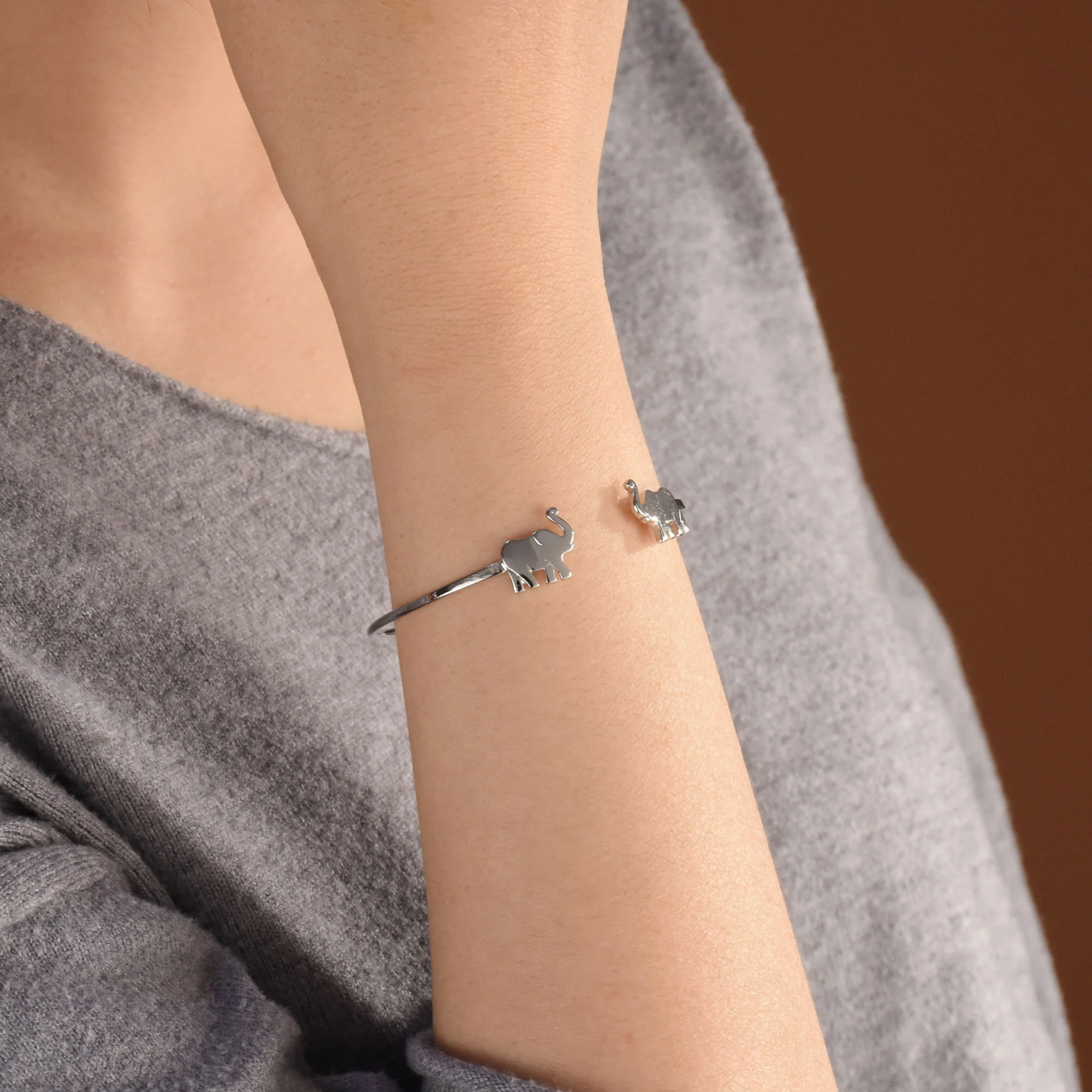 Thin ZOO Animal Good Luck Elephant Bangle Cuff Bracelet .925 Sterling Silver - Image 2