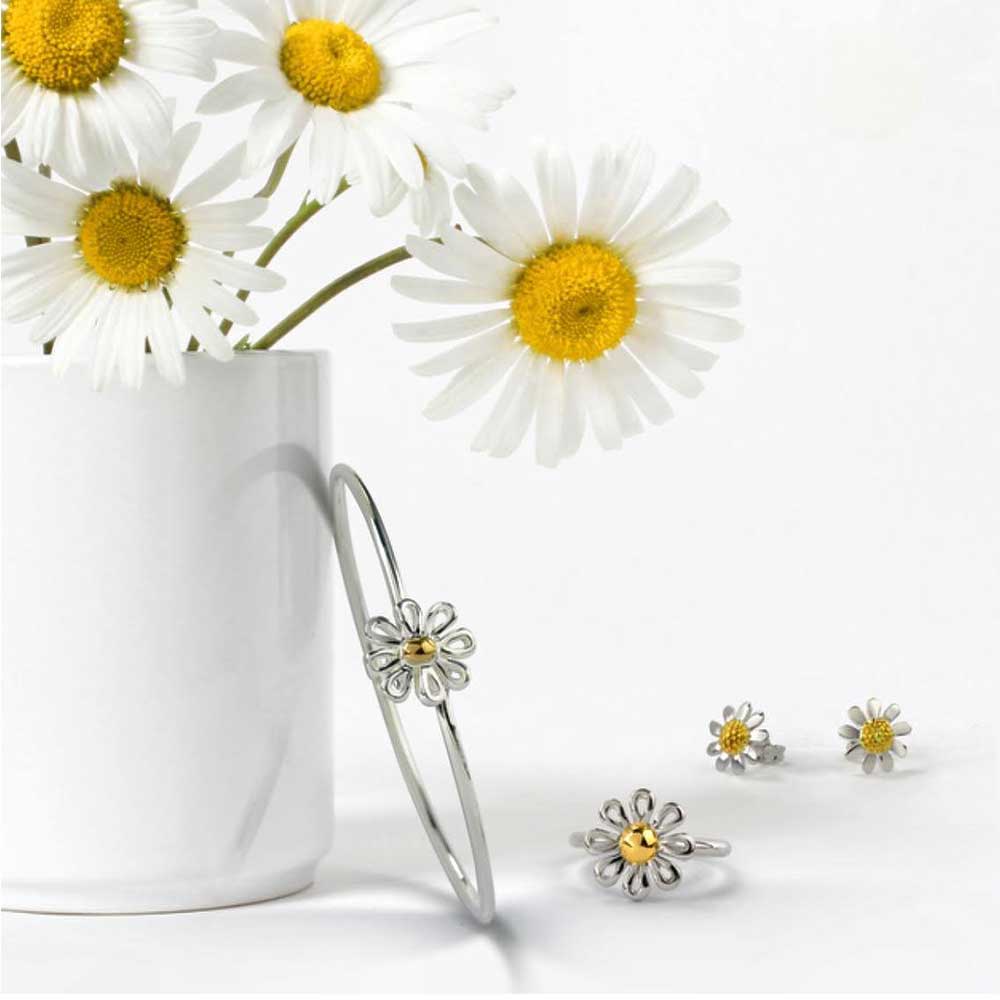 Spring Flower Daisy Stud Earring Two Tone Yellow Gold Plated .925 Sterling Silver - Image 5