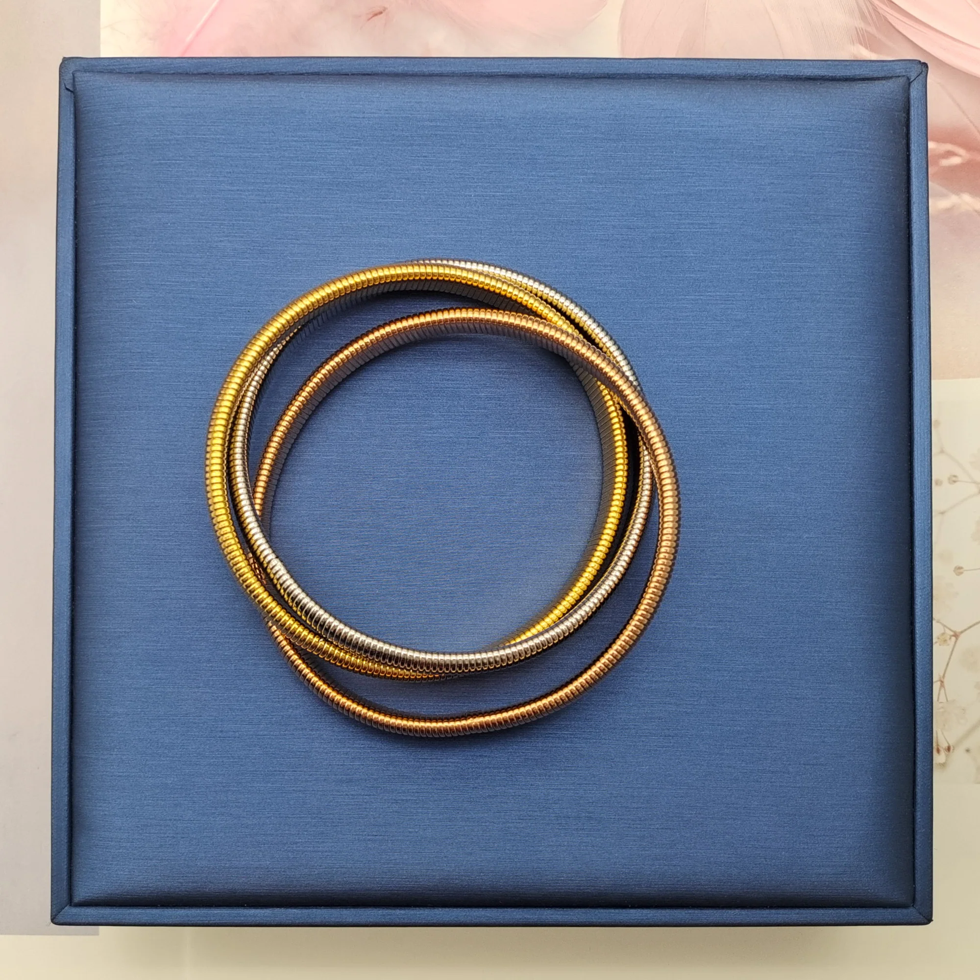 i Omega Cobra Bangle Interlocking Bracelet Rose Gold Plated Large Wrist 8.5 Inch - Image 10