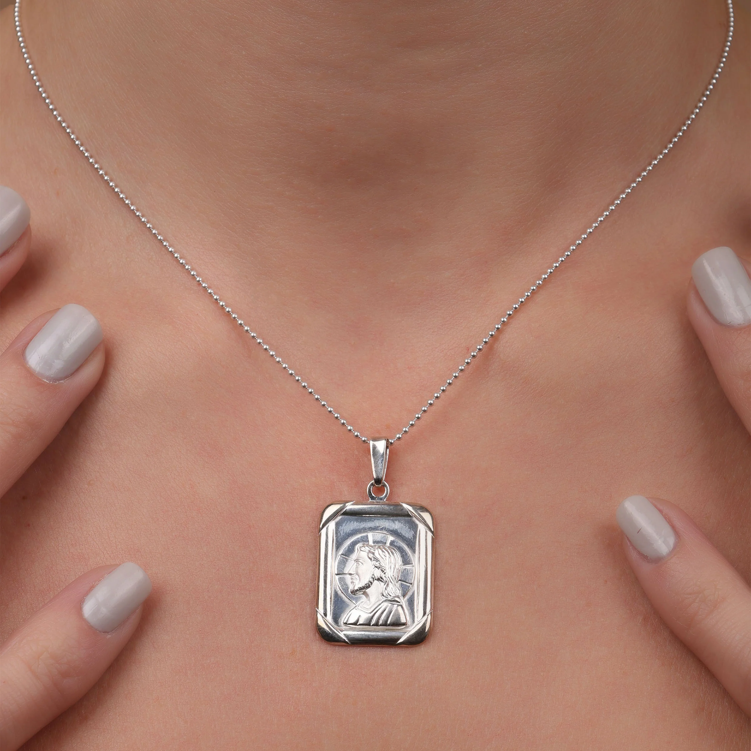 Unisex Religious Pendant Necklace with Jesus Christ Medallion in Sterling Silver - Image 5